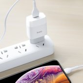 Incarcator priza Hoco C72A Glorious un port USB 2.1Ah cu cablu Lightning alb